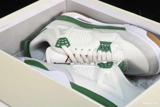 SB  Retro  Jordan  4 DR5415-103 DR5415-103 Green Pine 0520